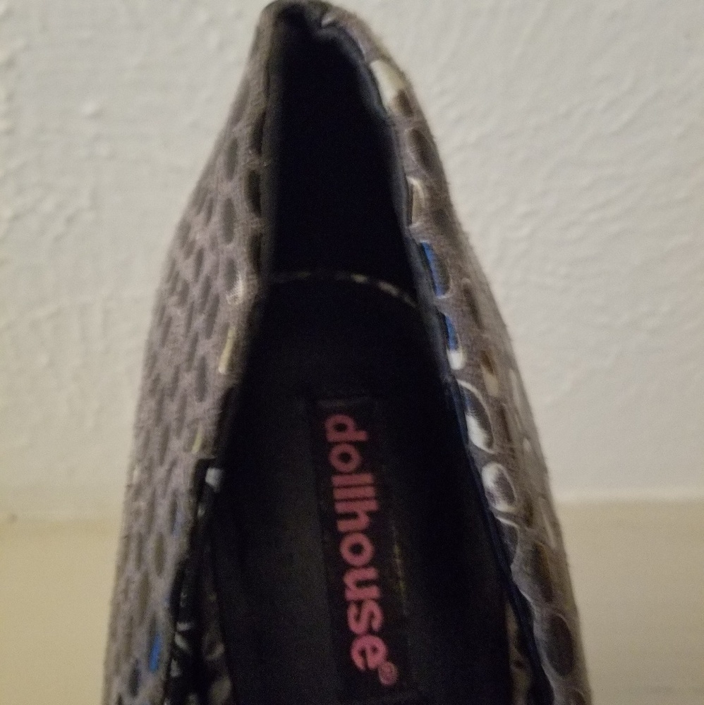 Ladies Shoes